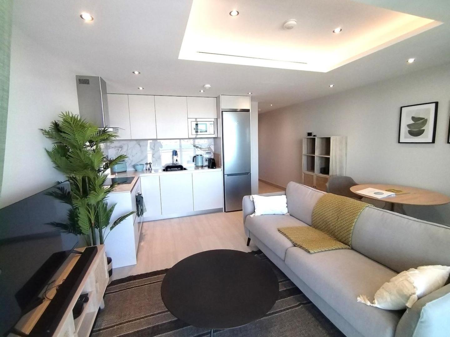 Marina Club Luxury Private Studio With Pool And Incredible Views Gibraltar Exterior photo