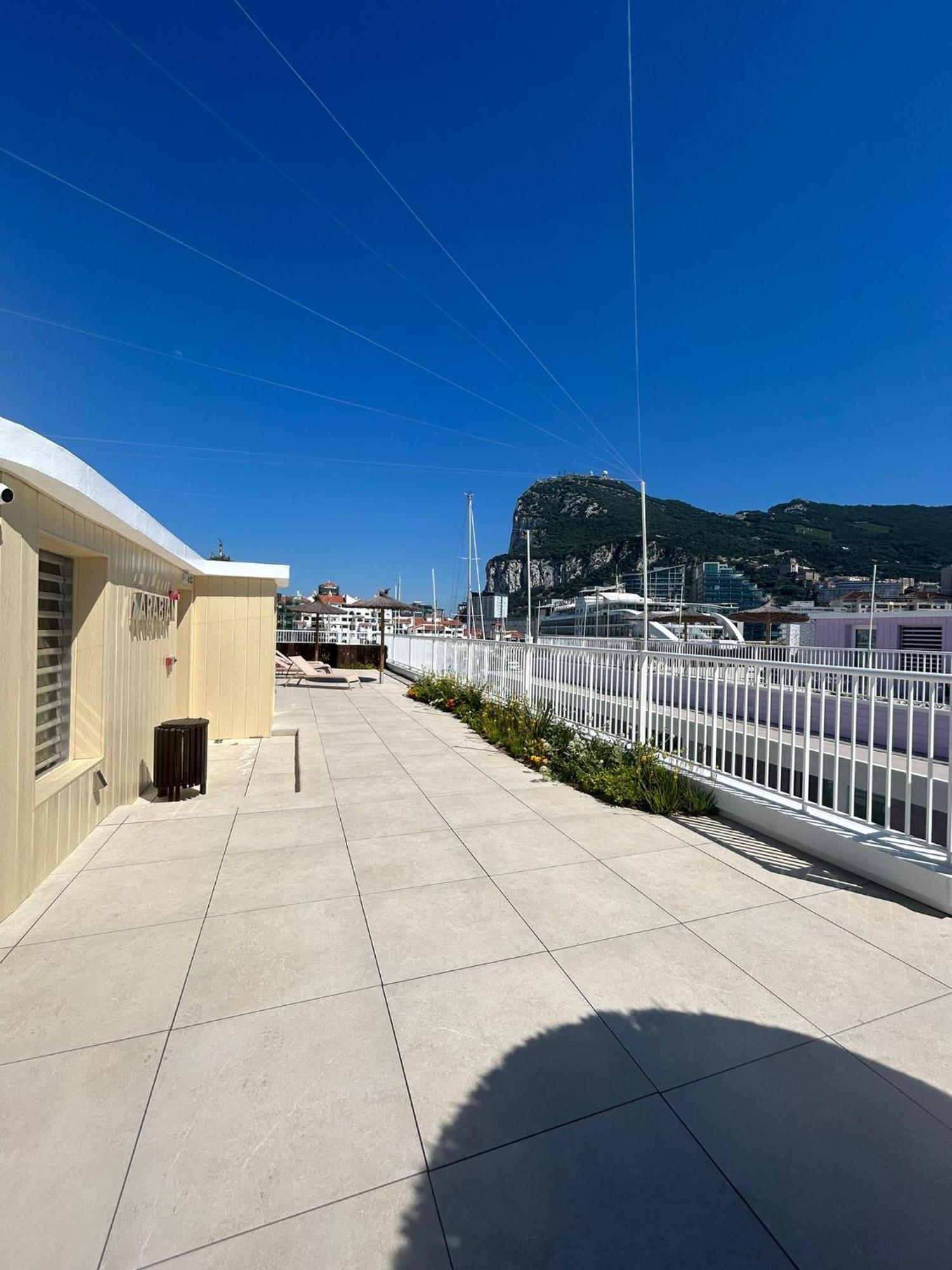 Marina Club Luxury Private Studio With Pool And Incredible Views Gibraltar Exterior photo