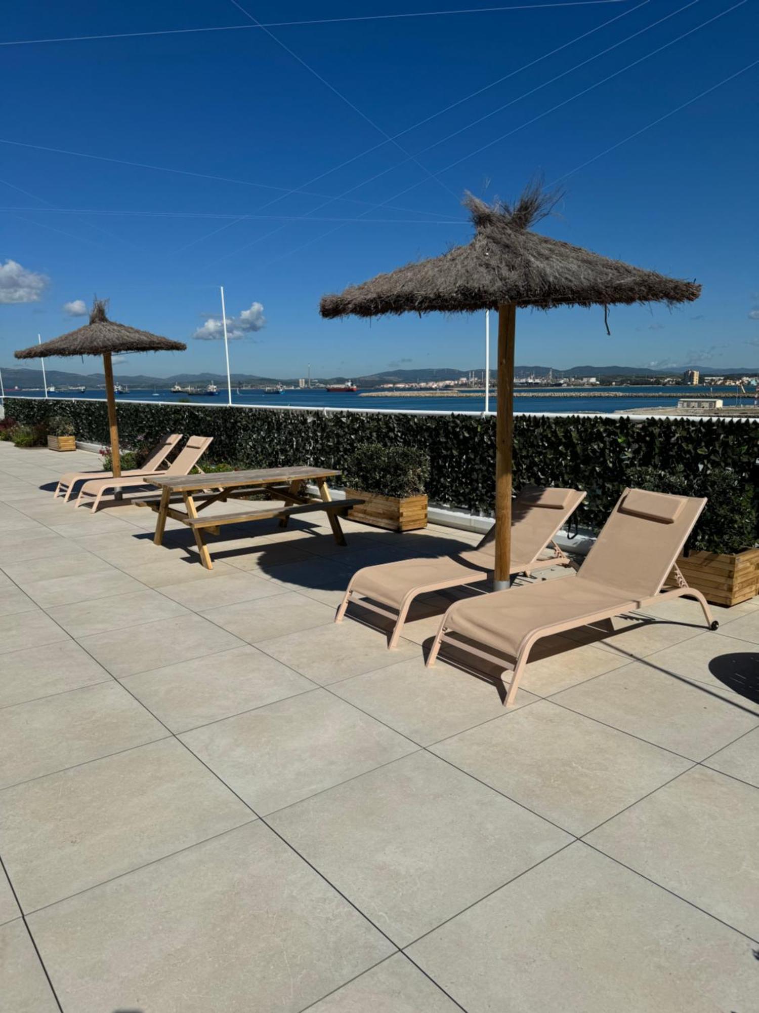Marina Club Luxury Private Studio With Pool And Incredible Views Gibraltar Exterior photo