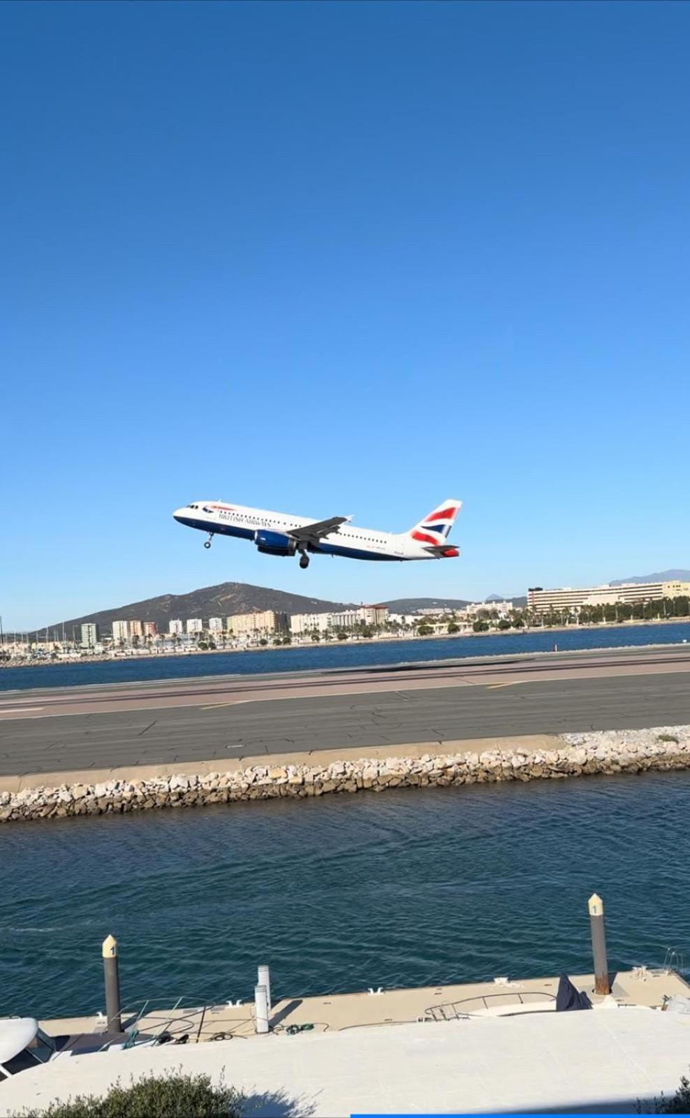 Marina Club Luxury Private Studio With Pool And Incredible Views Gibraltar Exterior photo